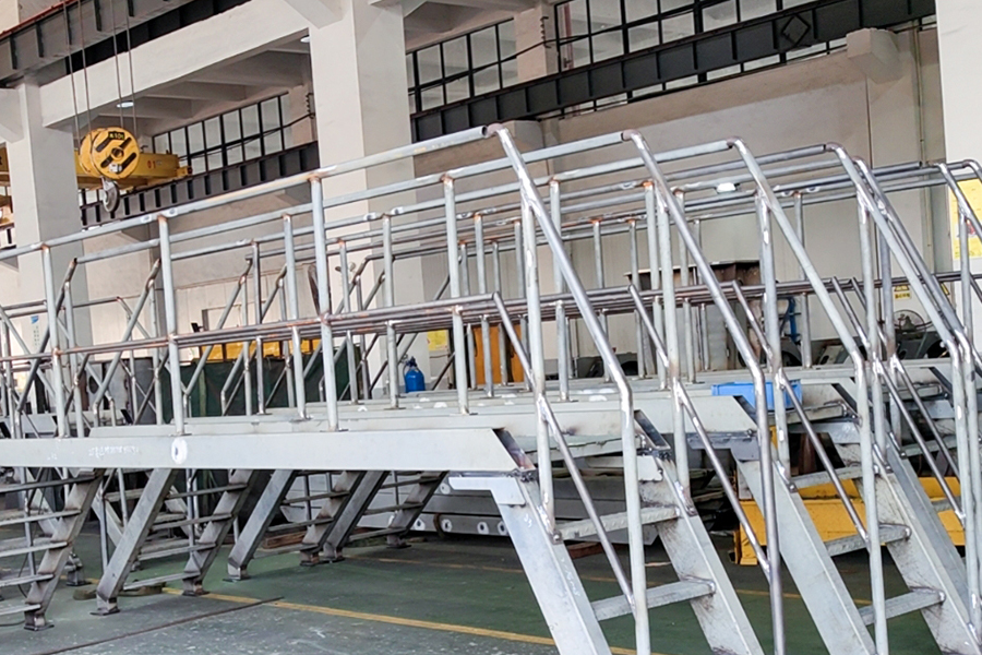 Tilpassede stålkonstruksjoner